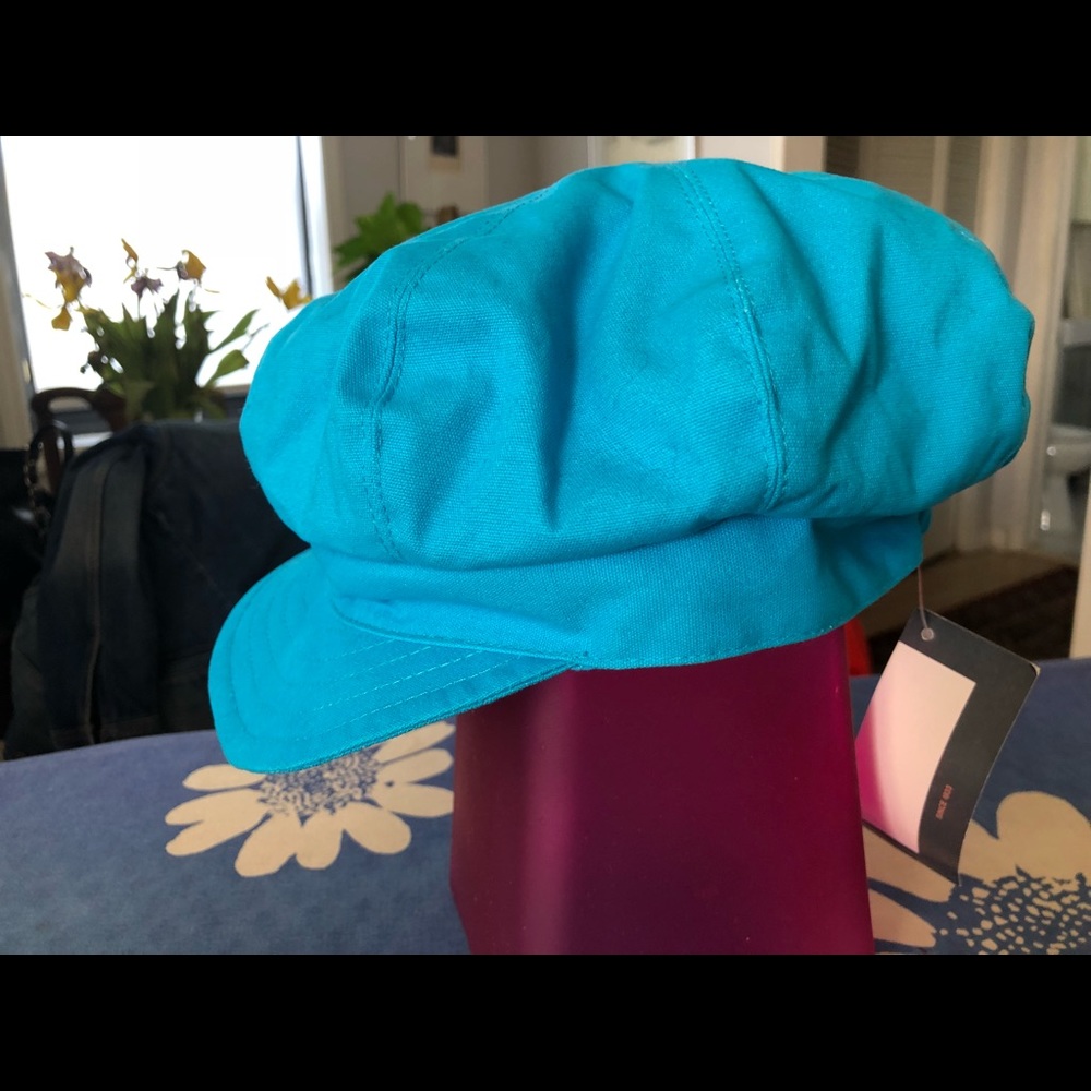 Blue hat 🧢 - Picture 6 of 6